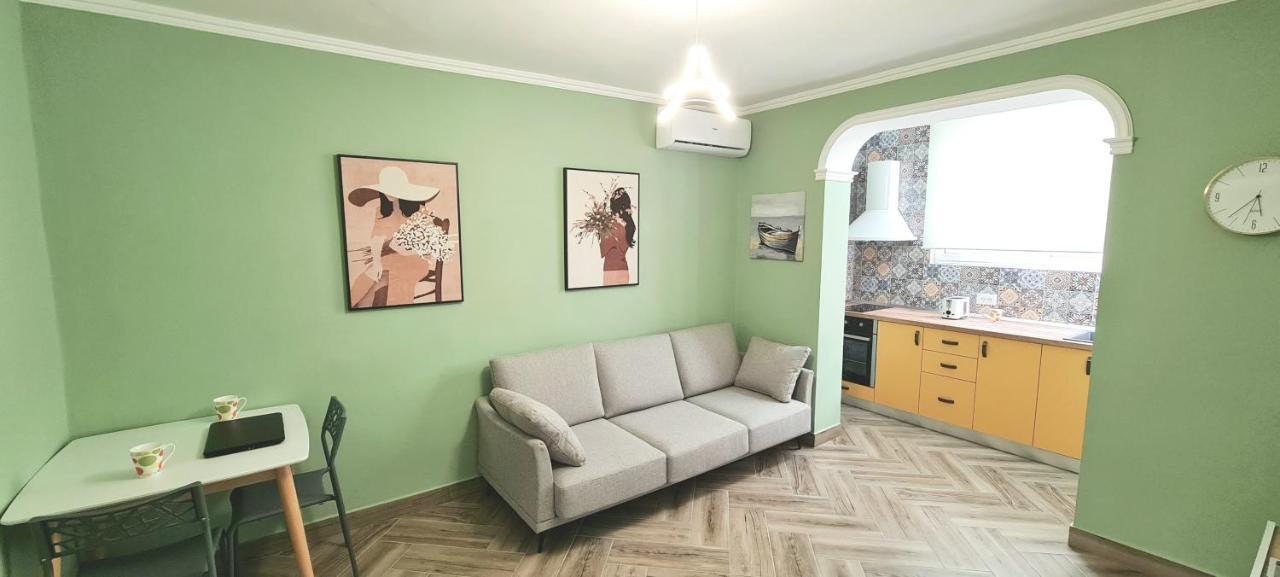 Apartmán 2V1 - Blloku Zy Tirana Exteriér fotografie
