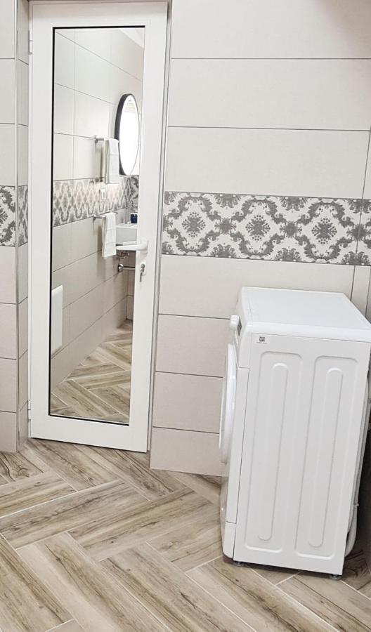 Apartmán 2V1 - Blloku Zy Tirana Exteriér fotografie